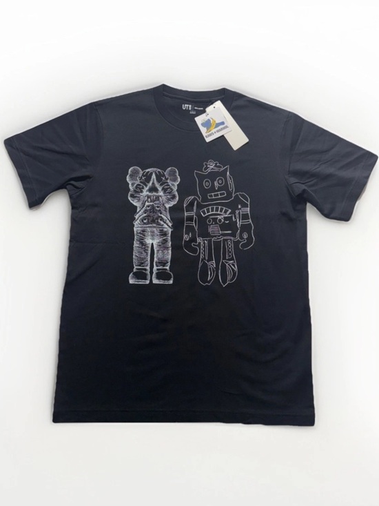 Uniqlo Other - KAWS x Warhol x Uniqlo UT Black Graphic Tee NWT